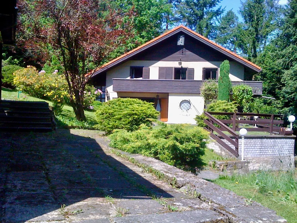 Prodej rodinného domu 190 m², pozemek 3153 m²